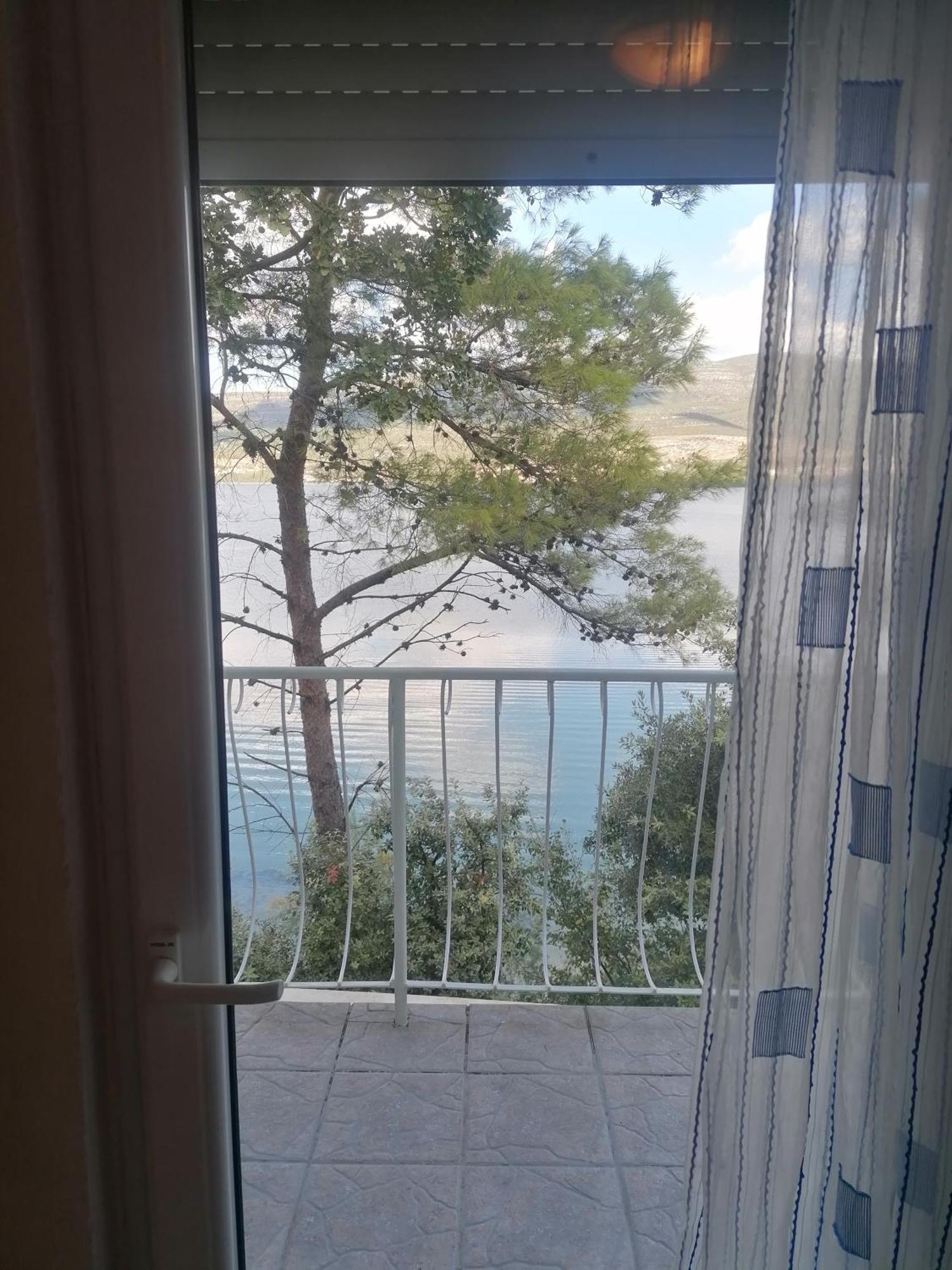 Apartman Volarevic Donji Karin Exterior photo